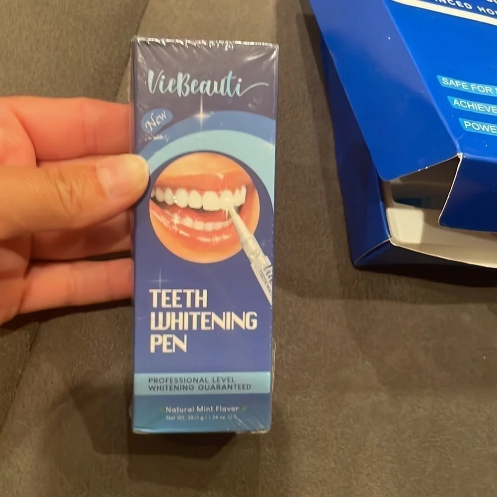 NWT Teeth Whitening System Bundle – EZGO Gel Kit + Whitening Pen